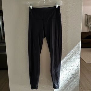 Lululemon Wunder Train Leggings, size 8